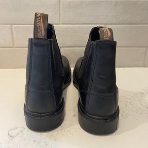 blundstone chisel toe